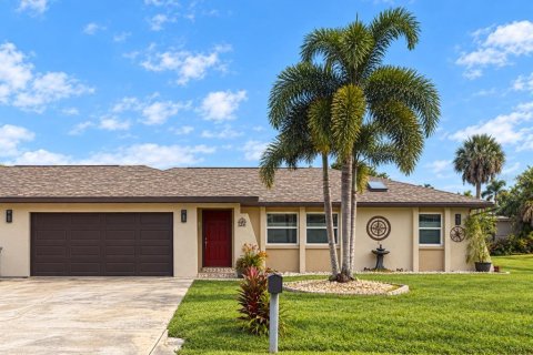 Villa ou maison à Nokomis, Floride 2 chambres, 130.16 m2 № 2411672
