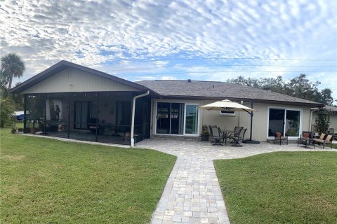Villa ou maison à louer à Nokomis, Floride: 2 chambres, 130.16 m2 № 2411672 - photo 13