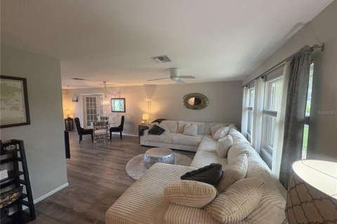 Villa ou maison à louer à Nokomis, Floride: 2 chambres, 130.16 m2 № 2411672 - photo 21