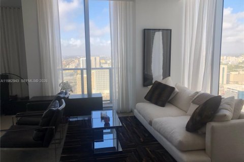 Снять в аренду кондоминиум в Майами, Флорида 1 спальня, 64.2м2, № 2049805 - фото 6