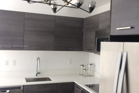 Снять в аренду кондоминиум в Майами, Флорида 1 спальня, 64.2м2, № 2049805 - фото 19