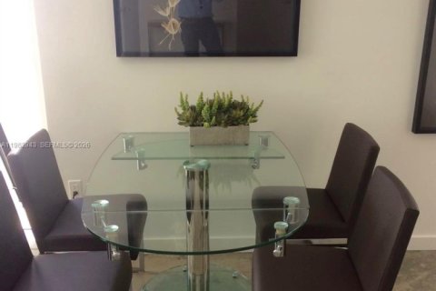 Снять в аренду кондоминиум в Майами, Флорида 1 спальня, 64.2м2, № 2049805 - фото 23