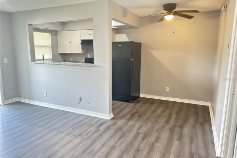 Apartment in Saint Petersburg, Florida 1 bedroom, 53.88 sq.m. № 1888709 - photo 12