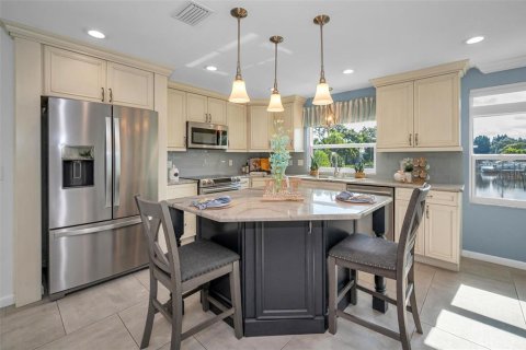 Casa en venta en Palm Harbor, Florida, 3 dormitorios, 198.07 m2 № 1898837 - foto 20