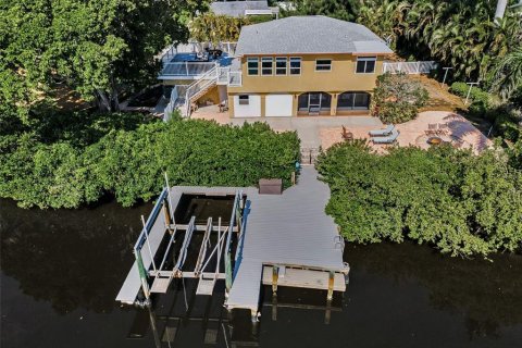 Casa en venta en Palm Harbor, Florida, 3 dormitorios, 198.07 m2 № 1898837 - foto 2