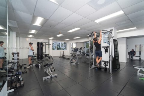Copropriété à louer à Miami Beach, Floride: 2 chambres, 86.4 m2 № 1860841 - photo 18