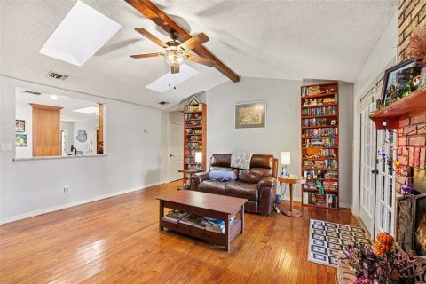 Villa ou maison à vendre à Titusville, Floride: 4 chambres, 185.71 m2 № 2430694 - photo 30
