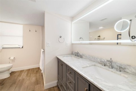 Touwnhouse à vendre à Sarasota, Floride: 3 chambres, 178.65 m2 № 2223708 - photo 30