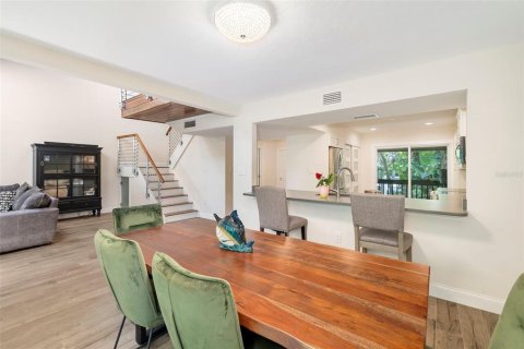 Touwnhouse à vendre à Sarasota, Floride: 3 chambres, 178.65 m2 № 2223708 - photo 9