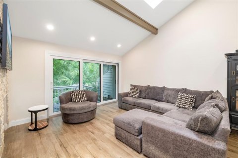 Touwnhouse à vendre à Sarasota, Floride: 3 chambres, 178.65 m2 № 2223708 - photo 6