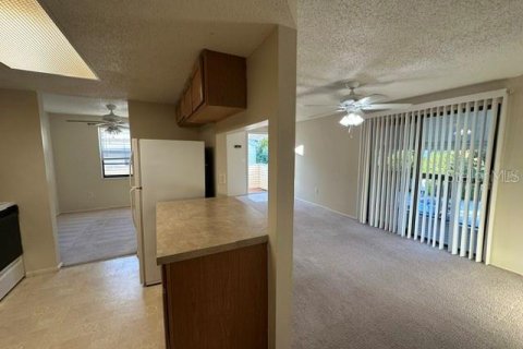 Condo in Oldsmar, Florida, 2 bedrooms № 2196711 - photo 8