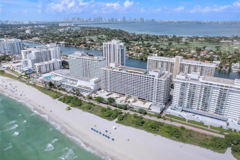 Condominio en venta en Miami Beach, Florida, 1 dormitorio, 84.73 m2 № 2077281 - foto 29