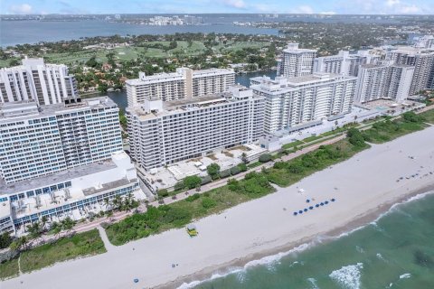 Condominio en venta en Miami Beach, Florida, 1 dormitorio, 84.73 m2 № 2077281 - foto 26