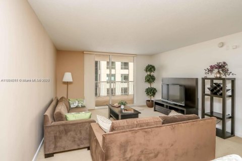 Condominio en venta en Miami, Florida, 1 dormitorio, 76.64 m2 № 1790916 - foto 5