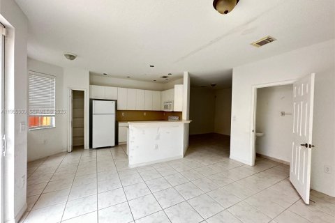 Townhouse in Miami, Florida 3 bedrooms, 164.44 sq.m. № 2055301 - photo 3