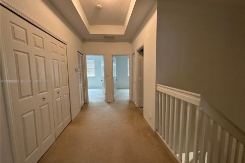 Townhouse in Miami, Florida 3 bedrooms, 164.44 sq.m. № 2055301 - photo 11