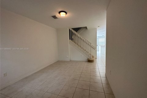 Townhouse in Miami, Florida 3 bedrooms, 164.44 sq.m. № 2055301 - photo 6
