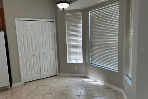 Casa en alquiler en Orlando, Florida, 4 dormitorios, 260.41 m2 № 1842329 - foto 18