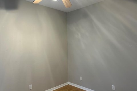 Casa en alquiler en Orlando, Florida, 4 dormitorios, 260.41 m2 № 1842329 - foto 16