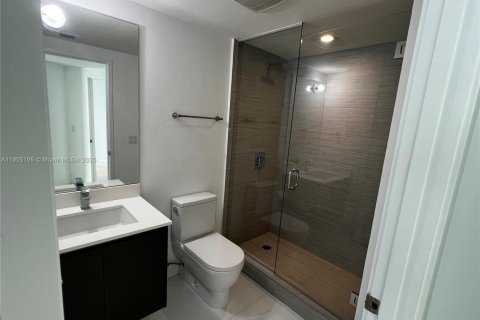 Condominio en alquiler en Sunny Isles Beach, Florida, 3 dormitorios, 175.77 m2 № 1955805 - foto 9