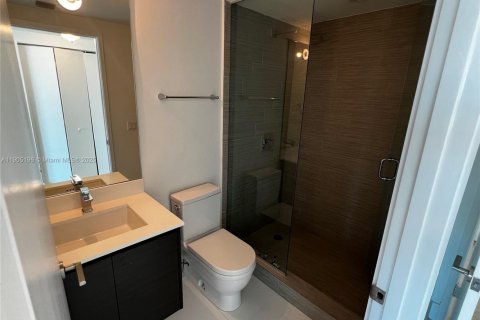 Condominio en alquiler en Sunny Isles Beach, Florida, 3 dormitorios, 175.77 m2 № 1955805 - foto 18