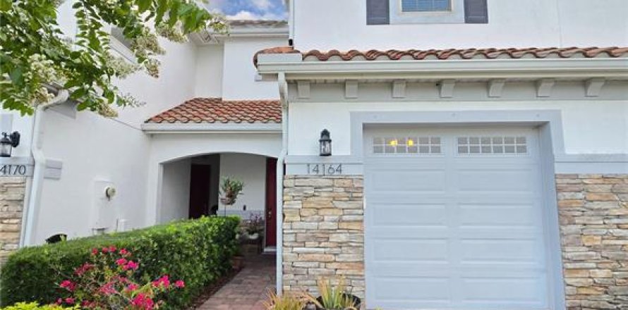 Townhouse in Orlando, Florida 3 bedrooms, 152.27 sq.m. № 1792786