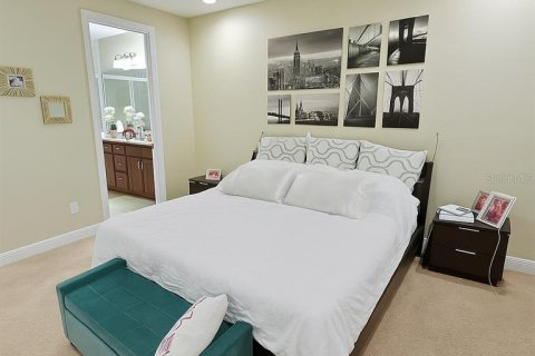 Townhouse in Orlando, Florida 3 bedrooms, 152.27 sq.m. № 1792786 - photo 12