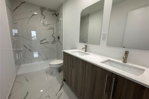 Снять в аренду виллу или дом в Хомстед, Флорида 5 спален, № 2006361 - фото 5