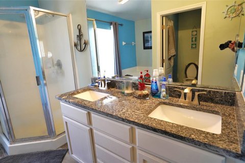 Villa ou maison à vendre à Port Charlotte, Floride: 3 chambres, 174.84 m2 № 2196370 - photo 20