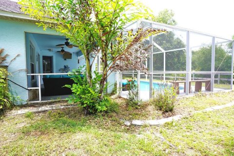 Villa ou maison à vendre à Port Charlotte, Floride: 3 chambres, 174.84 m2 № 2196370 - photo 4