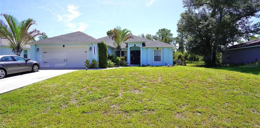 Villa ou maison à Port Charlotte, Floride 3 chambres, 174.84 m2 № 2196370