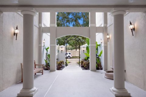 Copropriété à vendre à Windermere, Floride: 3 chambres, 123.75 m2 № 2406639 - photo 3