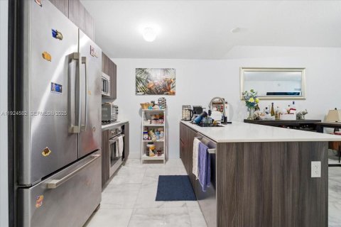 Купить кондоминиум в Майами, Флорида 1 спальня, 90.95м2, № 1987677 - фото 6