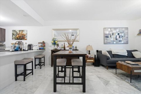 Купить кондоминиум в Майами, Флорида 1 спальня, 90.95м2, № 1987677 - фото 20