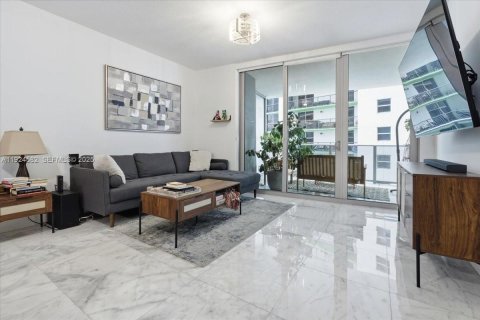 Купить кондоминиум в Майами, Флорида 1 спальня, 90.95м2, № 1987677 - фото 14
