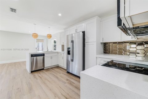 Casa en venta en West Palm Beach, Florida, 3 dormitorios, 107.21 m2 № 2432459 - foto 7
