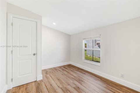 Casa en venta en West Palm Beach, Florida, 3 dormitorios, 107.21 m2 № 2432459 - foto 17