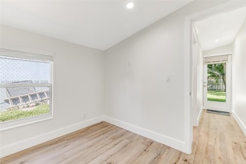 Casa en venta en West Palm Beach, Florida, 3 dormitorios, 107.21 m2 № 2432459 - foto 19