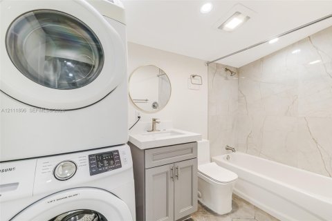 Casa en venta en West Palm Beach, Florida, 3 dormitorios, 107.21 m2 № 2432459 - foto 15