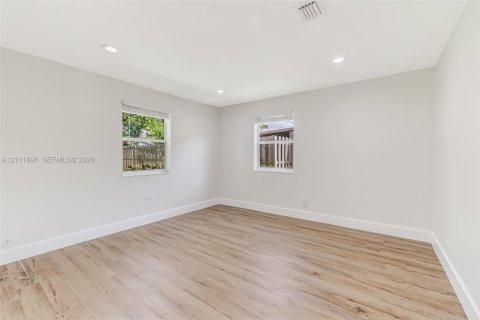 Casa en venta en West Palm Beach, Florida, 3 dormitorios, 107.21 m2 № 2432459 - foto 23