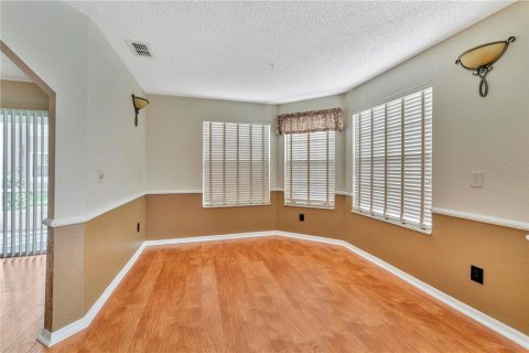 Condo in Casselberry, Florida, 2 bedrooms  № 1743229 - photo 8