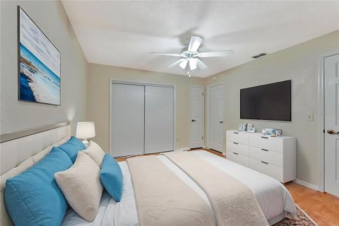 Condo in Casselberry, Florida, 2 bedrooms  № 1743229 - photo 14