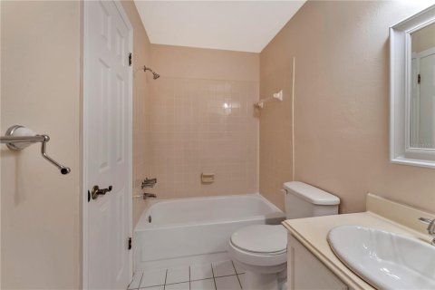 Condo in Casselberry, Florida, 2 bedrooms  № 1743229 - photo 20