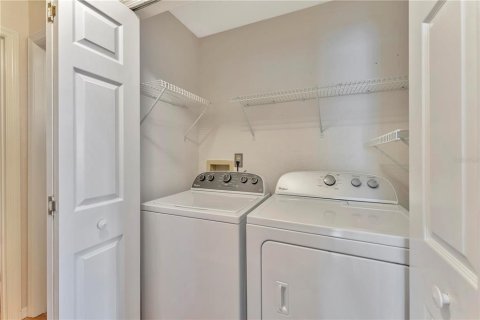 Condo in Casselberry, Florida, 2 bedrooms  № 1743229 - photo 23