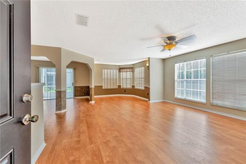 Condo in Casselberry, Florida, 2 bedrooms  № 1743229 - photo 6