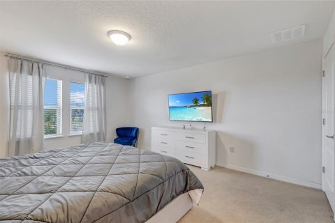 Adosado en venta en Davenport, Florida, 5 dormitorios, 251.39 m2 № 1723647 - foto 11