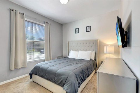 Adosado en venta en Davenport, Florida, 5 dormitorios, 251.39 m2 № 1723647 - foto 20