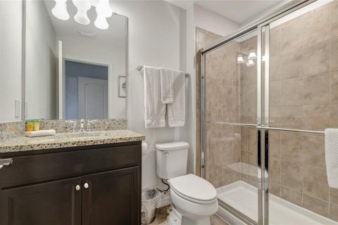 Adosado en venta en Davenport, Florida, 5 dormitorios, 251.39 m2 № 1723647 - foto 12