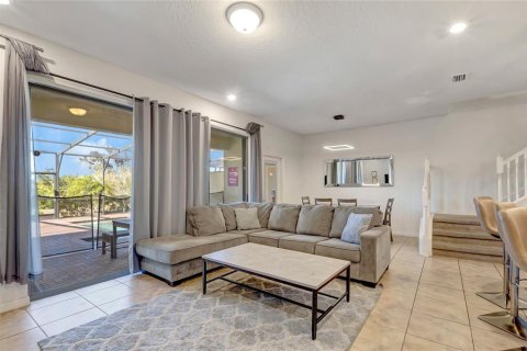 Adosado en venta en Davenport, Florida, 5 dormitorios, 251.39 m2 № 1723647 - foto 28