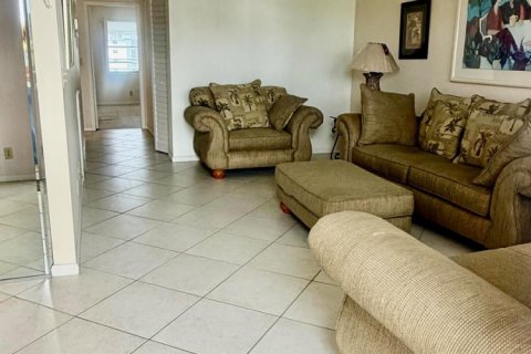 Купить кондоминиум в Бока-Ратон, Флорида 3 комнаты, 83.24м2, № 2245584 - фото 3